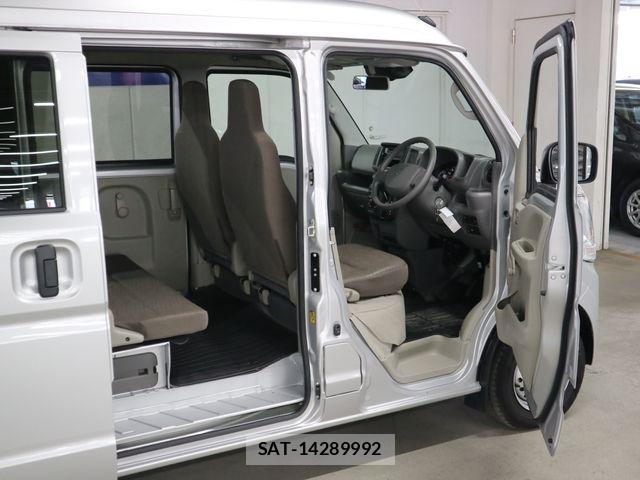 Suzuki EVERY 2024-11 6684030-10