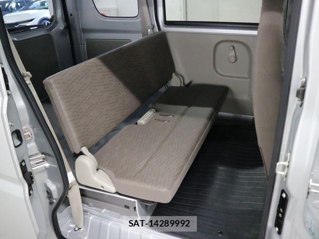 Suzuki EVERY 2024-11 6684030-12