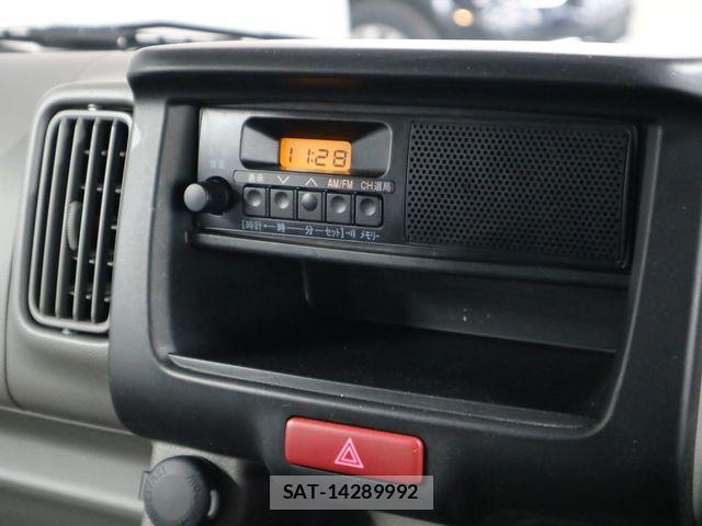 Suzuki EVERY 2024-11 6684030-20