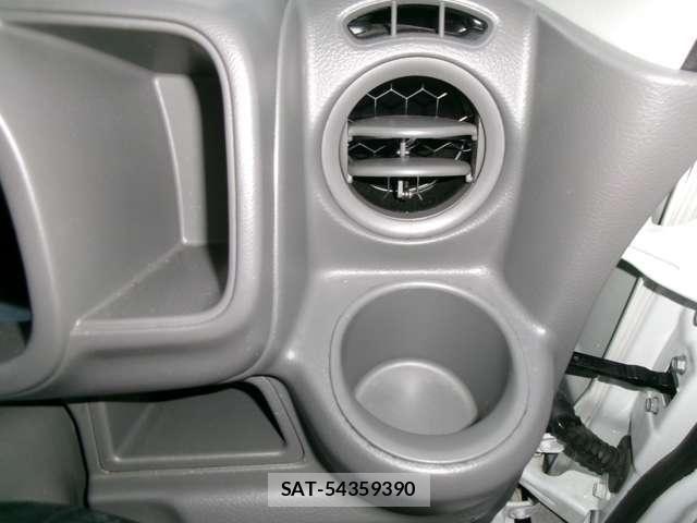 Suzuki EVERY 2021-07 6717460-25