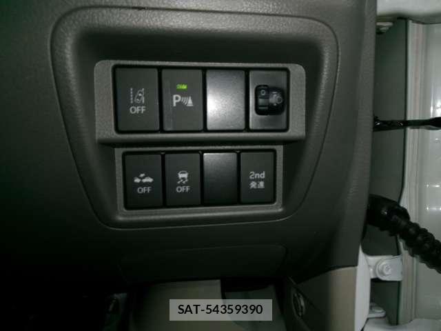 Suzuki EVERY 2021-07 6717460-26