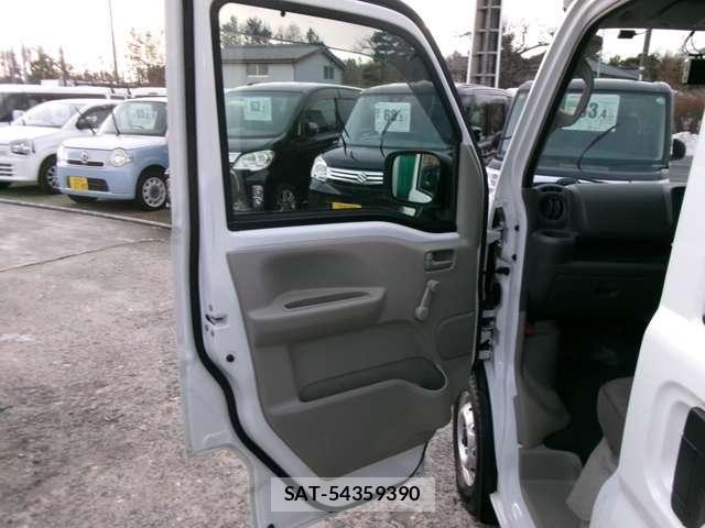 Suzuki EVERY 2021-07 6717460-29