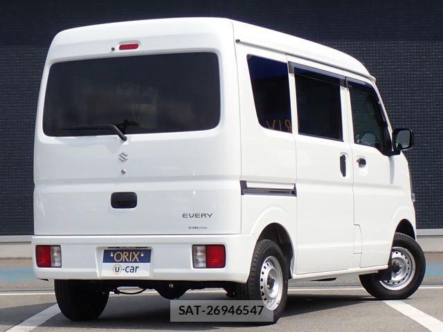 Suzuki EVERY 2024-03 6817468-2
