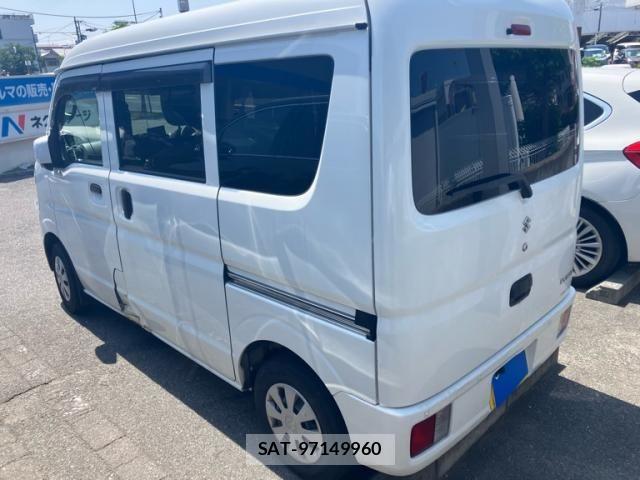 Suzuki EVERY 2023-03 6913762-3