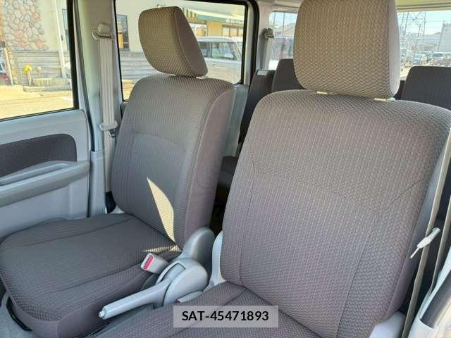 Suzuki EVERY 2025-02 6913747-15
