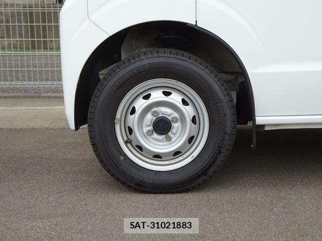 Suzuki EVERY 2018-07 6998558-19