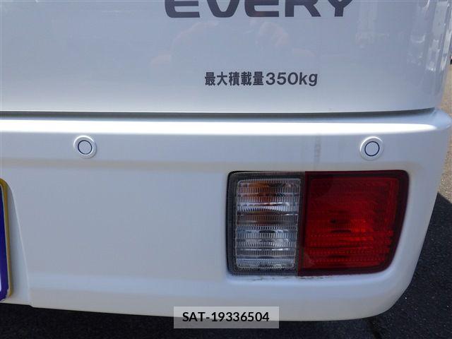 Suzuki EVERY 2026-03 7021695-16