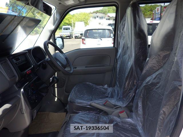 Suzuki EVERY 2026-03 7021695-2
