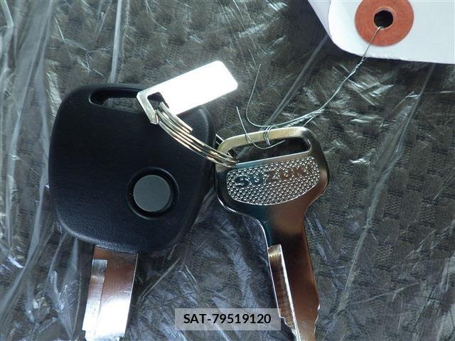 Suzuki EVERY 2026-01 7021694-17