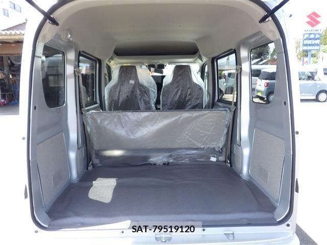 Suzuki EVERY 2026-01 7021694-4