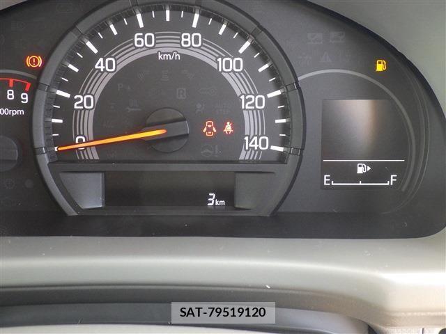 Suzuki EVERY 2026-01 7021694-6