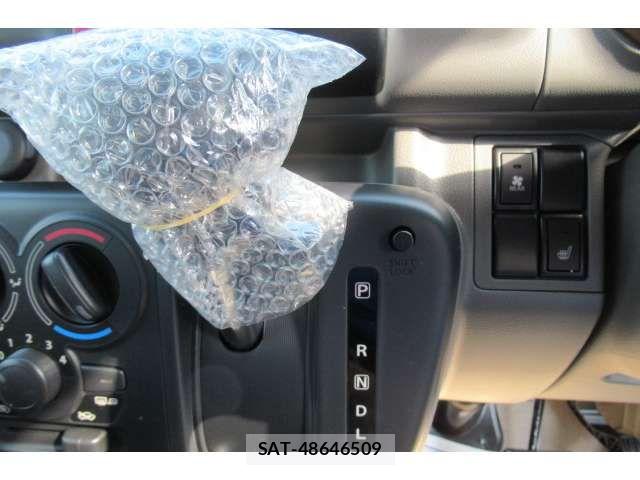 Suzuki EVERY 2026-03 7021690-12