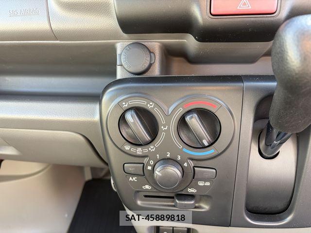 Suzuki EVERY 2022-09 7021697-17