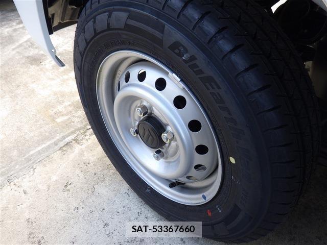 Suzuki EVERY 2026-01 7021693-14