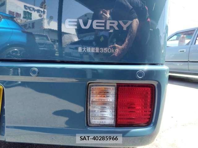 Suzuki EVERY 2024-04 7060944-22