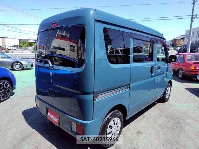Suzuki EVERY 2024-04 7060944-3