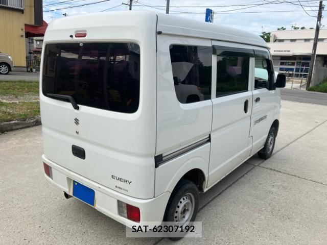 Suzuki EVERY 2016-11 7225697-9