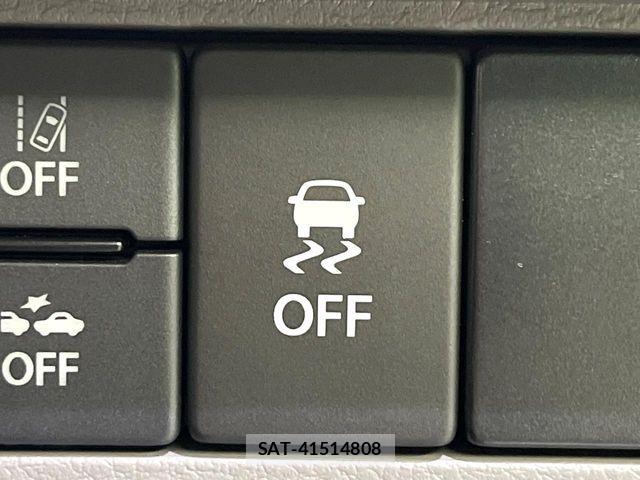 Suzuki EVERY 2023-07 7225702-6