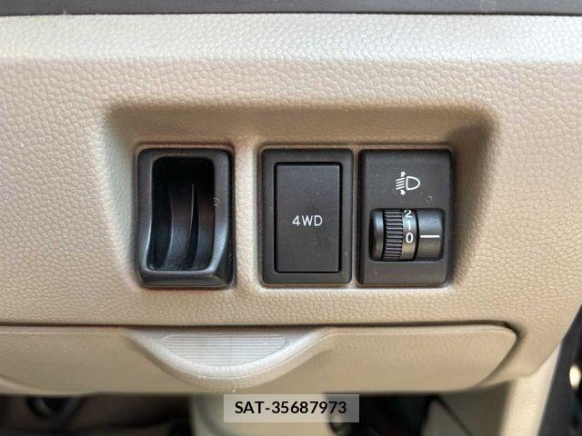 Suzuki EVERY 2010-08 7225699-12