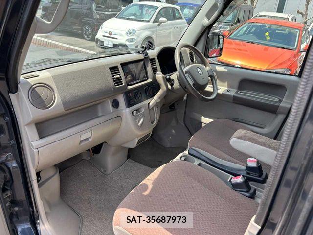 Suzuki EVERY 2010-08 7225699-20