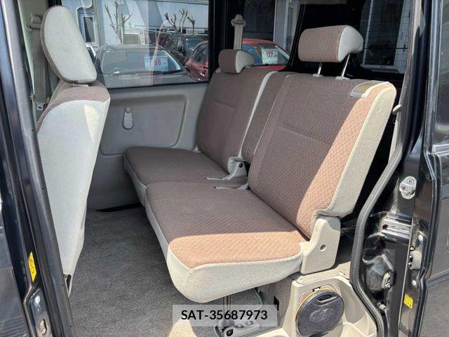 Suzuki EVERY 2010-08 7225699-22