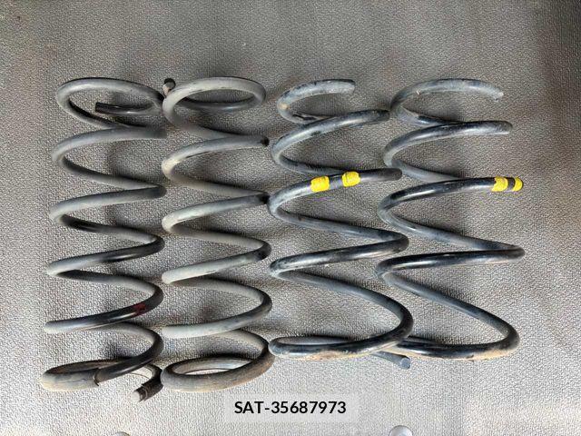 Suzuki EVERY 2010-08 7225699-26