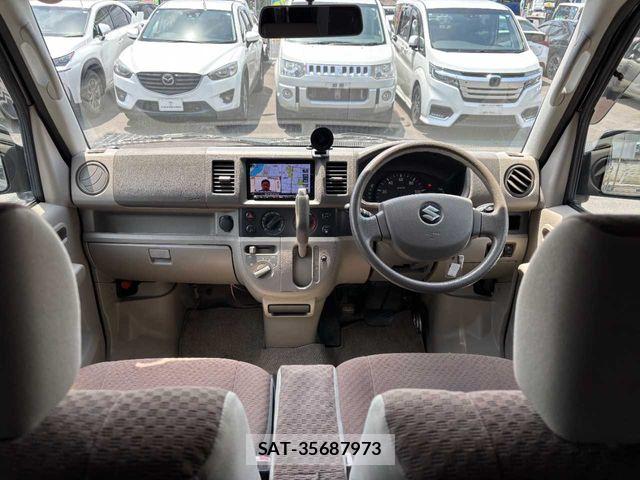 Suzuki EVERY 2010-08 7225699-2