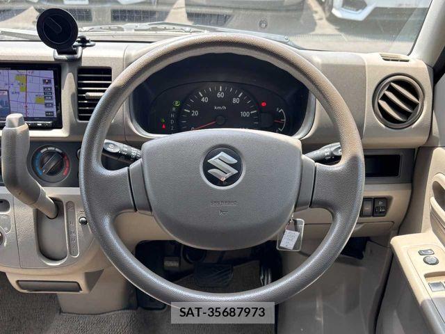 Suzuki EVERY 2010-08 7225699-3