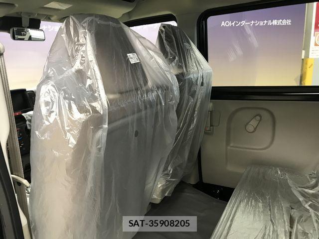 Suzuki EVERY 2024-11 7225704-11