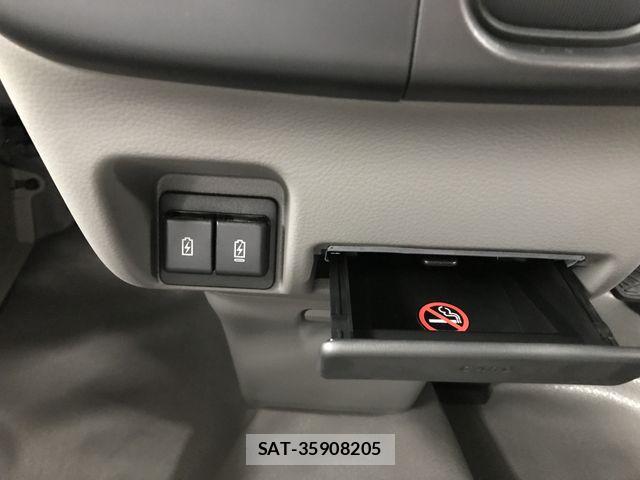 Suzuki EVERY 2024-11 7225704-14