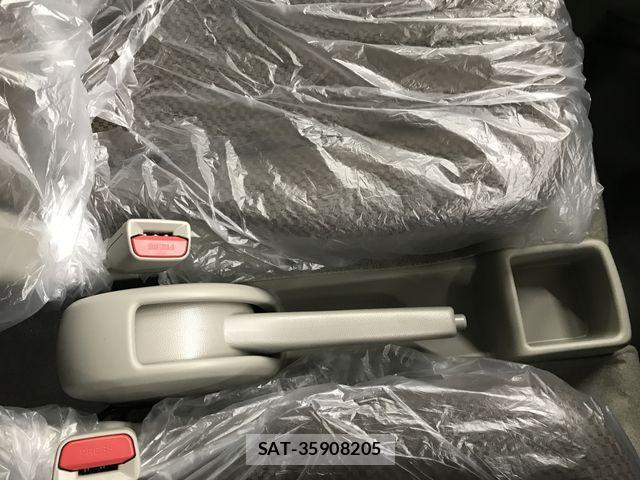 Suzuki EVERY 2024-11 7225704-15
