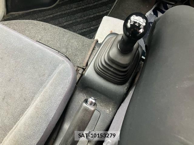 Suzuki EVERY 2003-07 7225694-16
