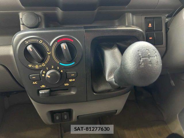 Suzuki EVERY 2022-12 7225698-12