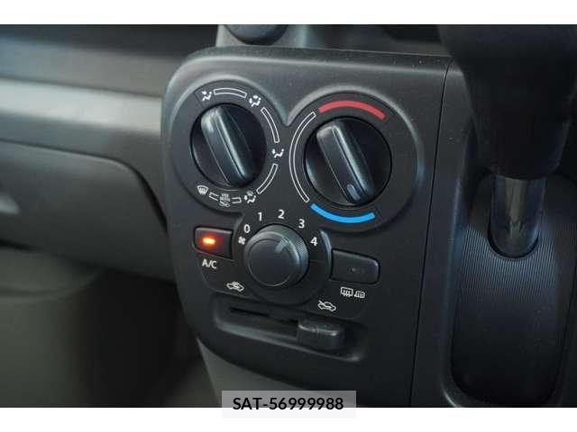 Suzuki EVERY 2023-11 7225701-17