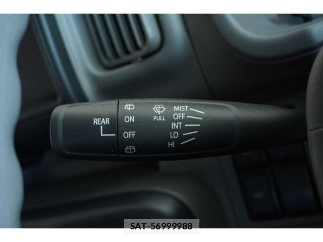Suzuki EVERY 2023-11 7225701-18