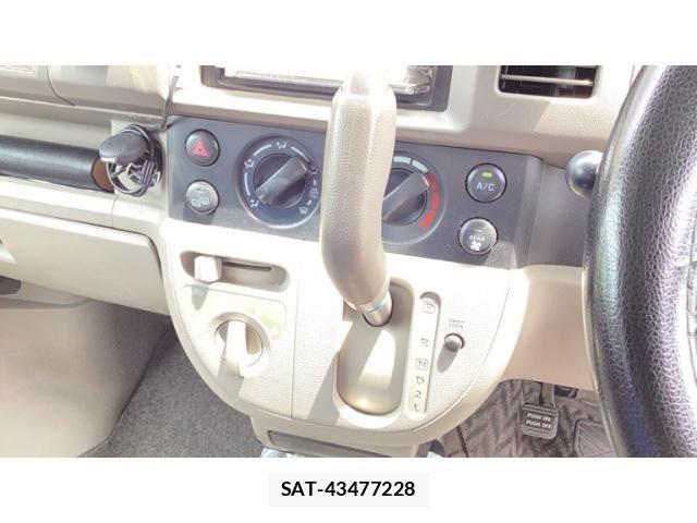 Suzuki EVERY 2012-07 7252488-13