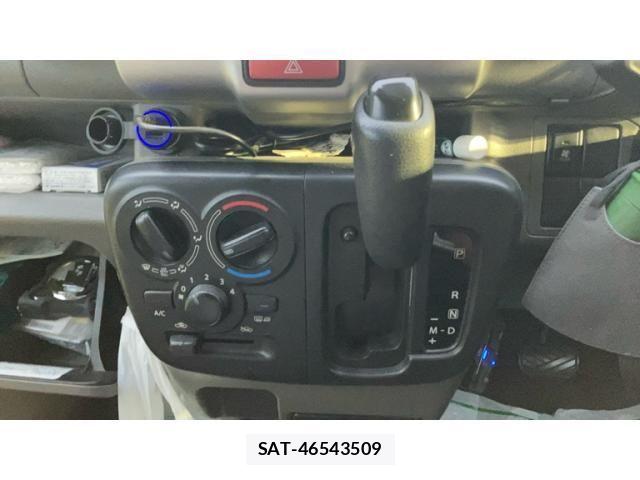Suzuki EVERY 2019-02 7252490-15