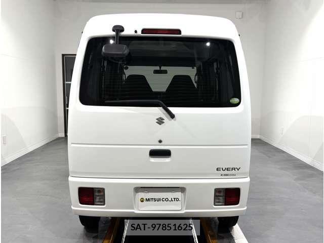 Suzuki EVERY 2010-05 7252493-6