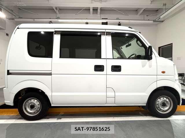 Suzuki EVERY 2010-05 7252493-8