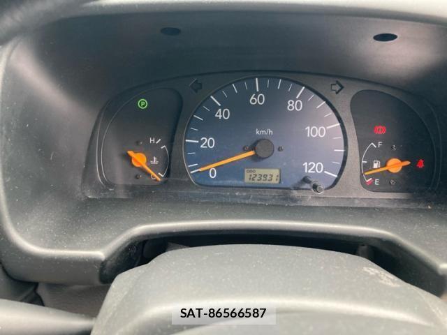 Suzuki EVERY 2004-04 7330422-11