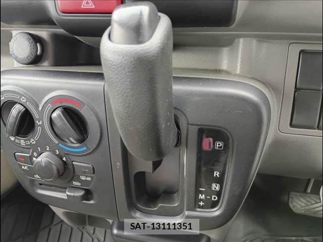Suzuki EVERY 2018-06 7330421-12