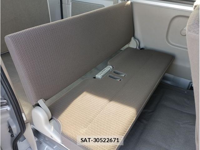 Suzuki EVERY 2024-12 7330418-9