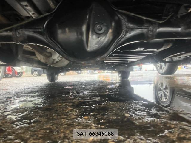 Suzuki EVERY 2014-05 7360041-10