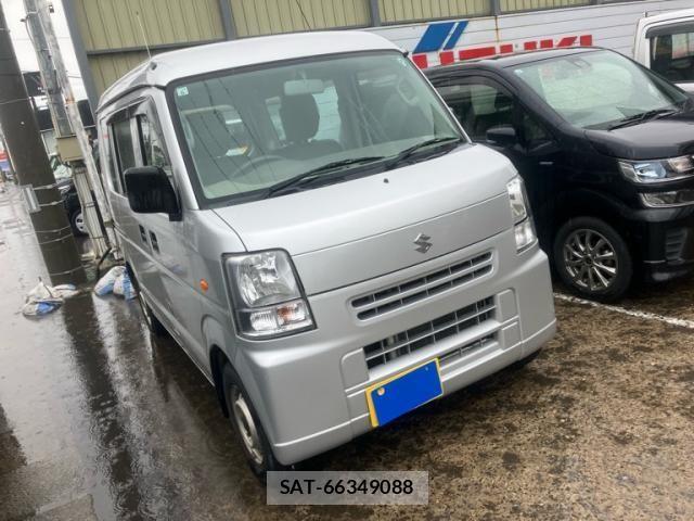 Suzuki EVERY 2014-05 7360041-1