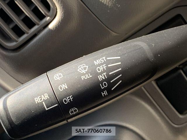 Suzuki EVERY 2018-03 7360038-13