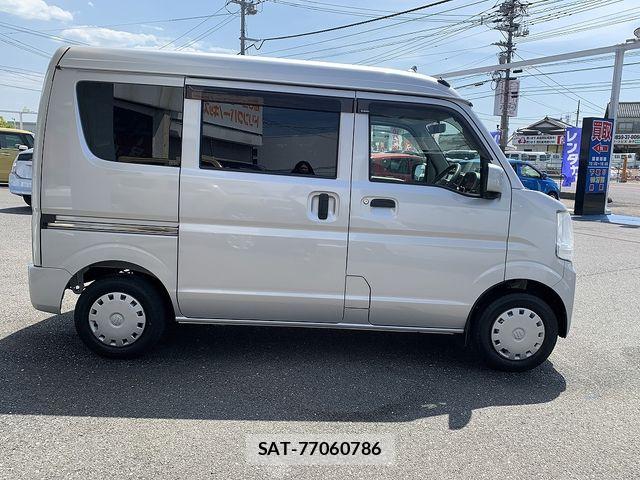 Suzuki EVERY 2018-03 7360038-21