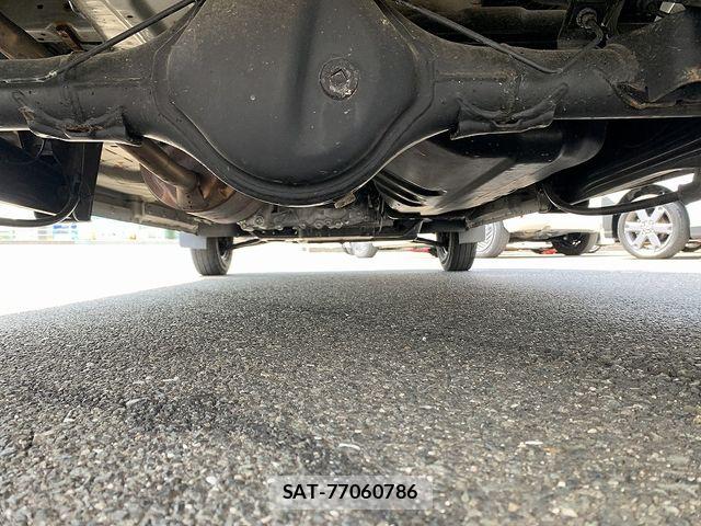 Suzuki EVERY 2018-03 7360038-28