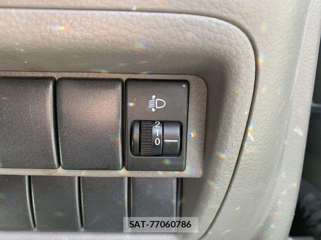 Suzuki EVERY 2018-03 7360038-6