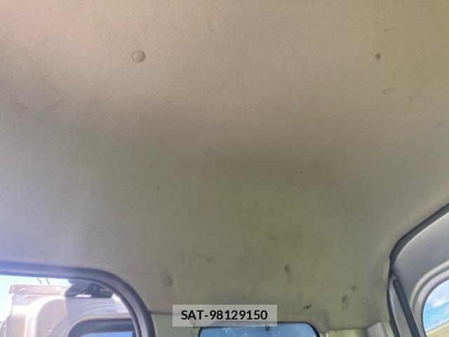 Suzuki EVERY 2012-10 7360037-23