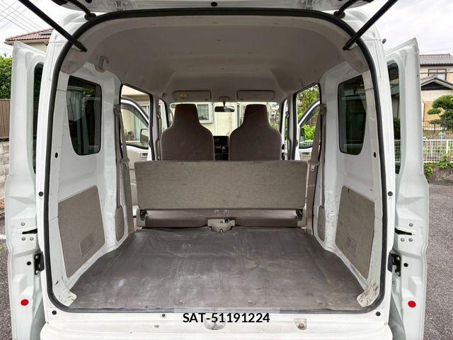 Suzuki EVERY 2016-04 7360031-11